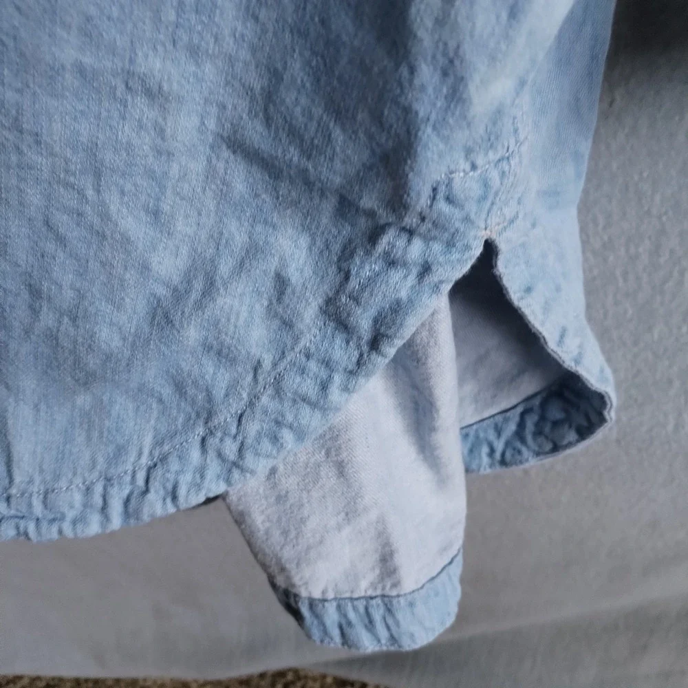 Universal Thread XL Light Wash Denim Top Button Up 3/4 Sleeve Gathered Peasant